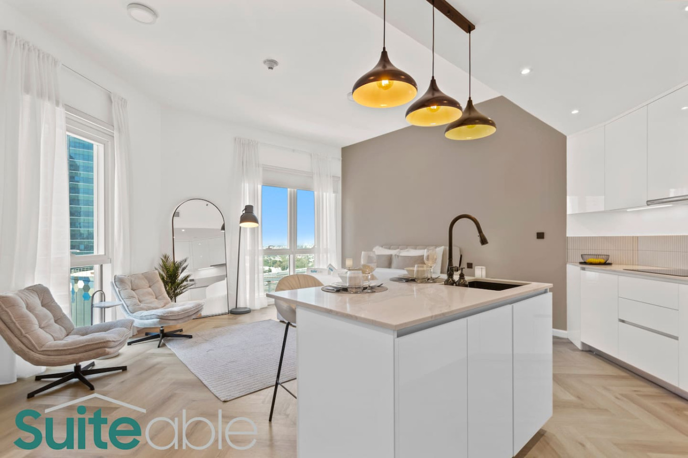 Spacious refurbished Studio steps away from metro