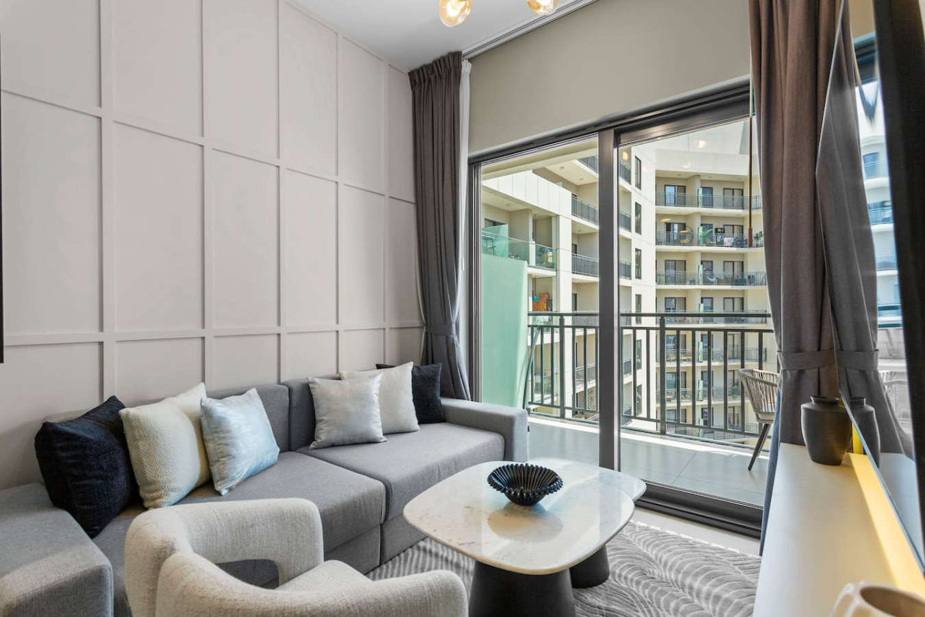 Sleek 1-Bedroom  Getaway in Zada Tower