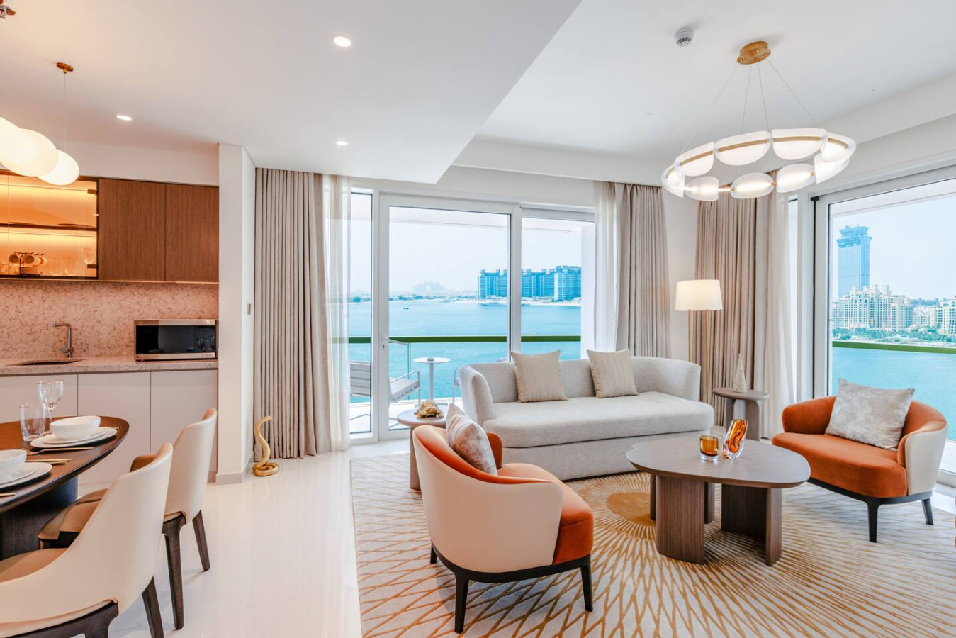 Sea Breeze apartment in Grand Bleu - private Beach