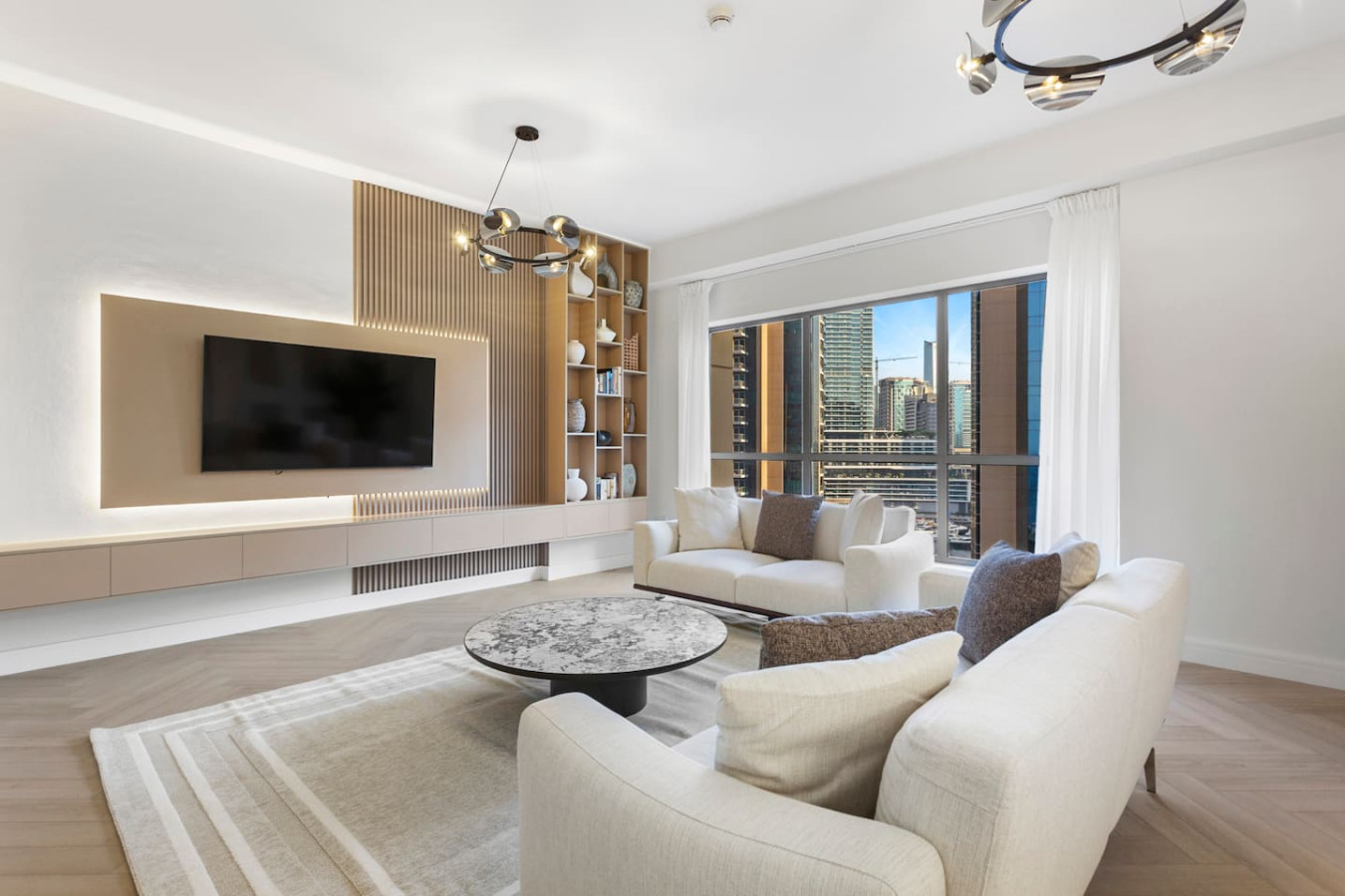 Cozy 3 Bedroom with walking access to JBR Beach