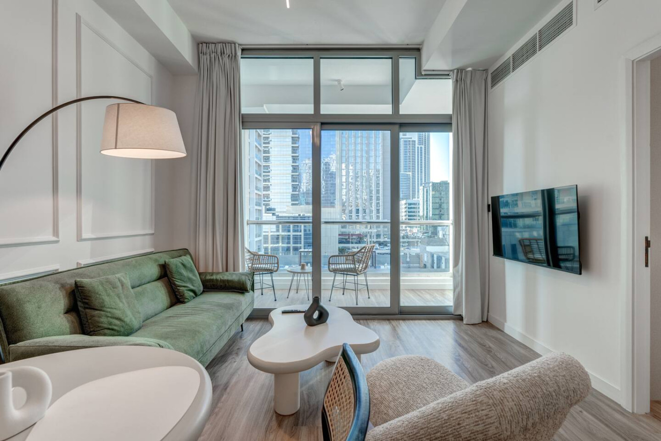 Urban Chic 1Bedroom in DEC Tower Marina