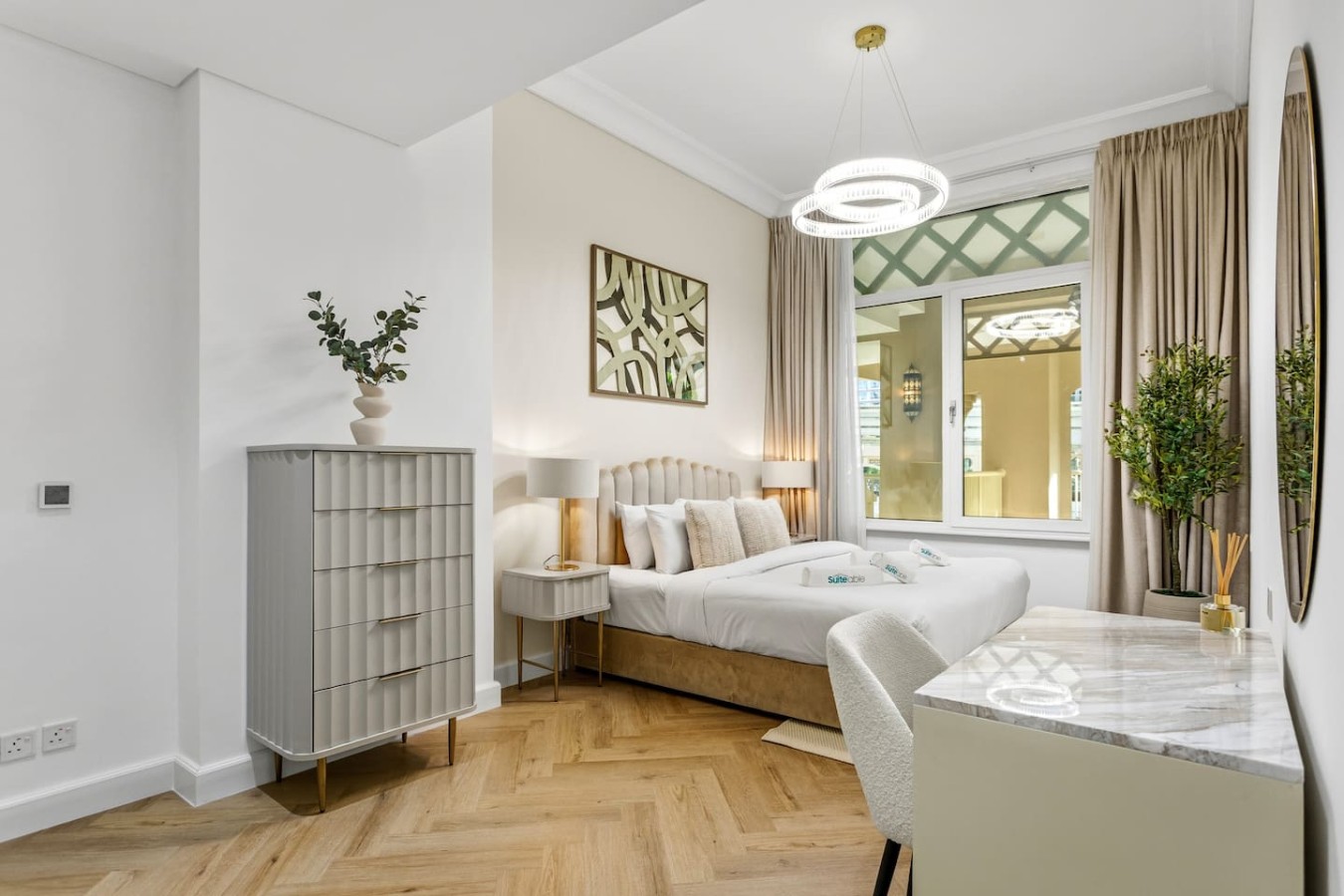 Palm Jumeirah Luxury Coastal Retreat