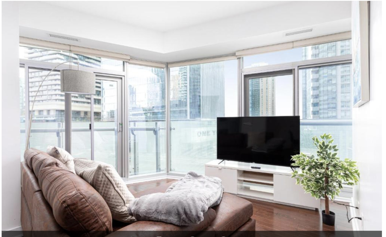 Sleek Condo And Top Attractions - Stylish Urban Escape - 토론토