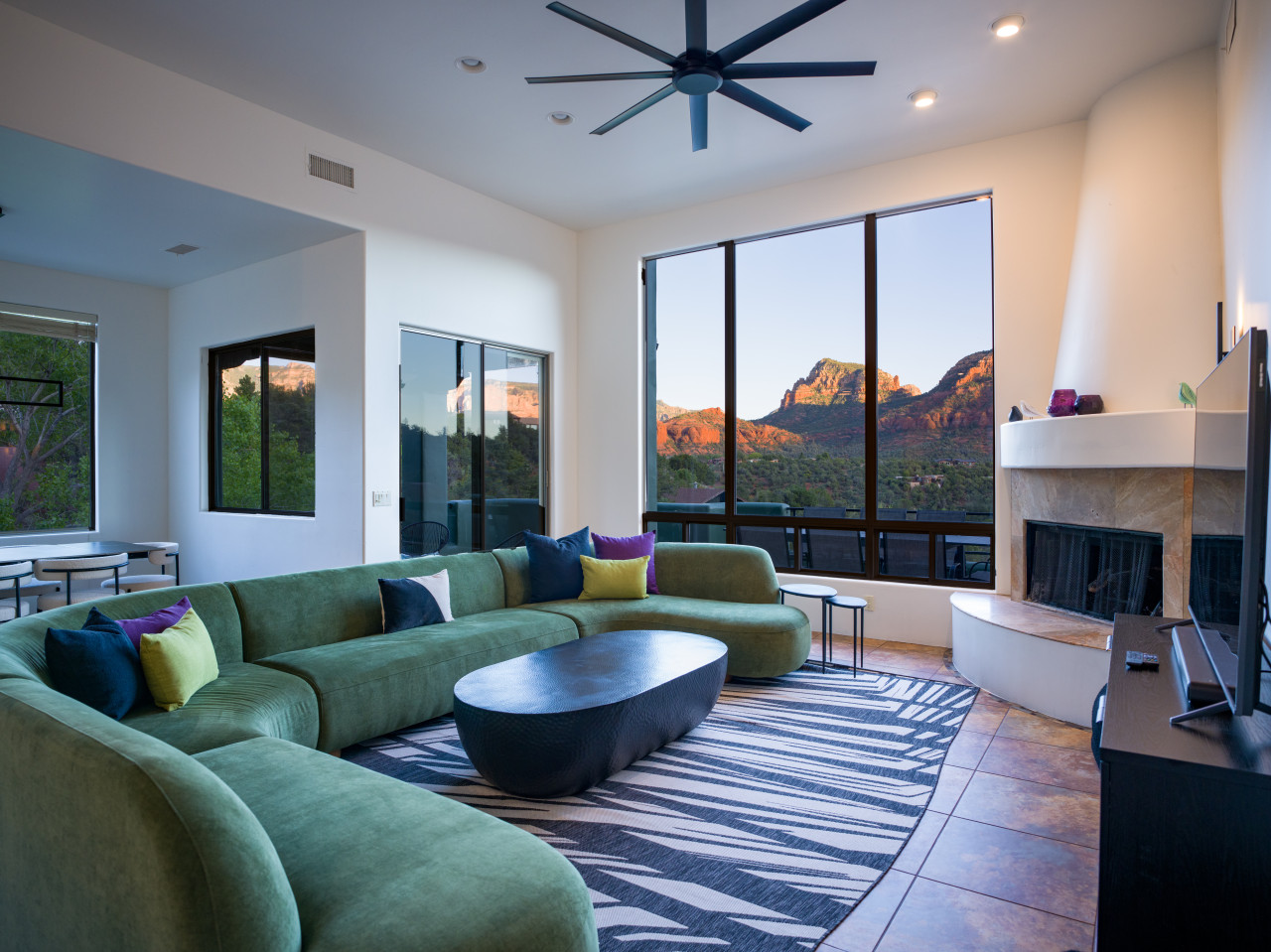 Palisades Sanctuary | Heated Saltwater Pool & Spa, Firepits, Views