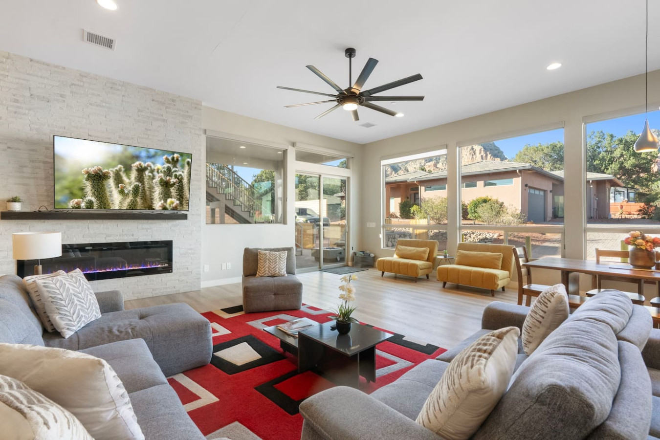 '21 New Build | Rooftop Deck Views, Spa, Modern 5