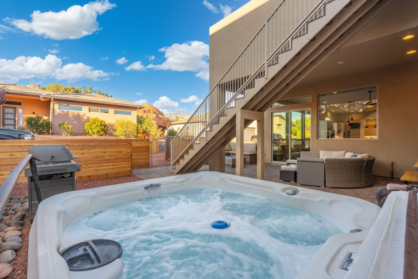 '21 New Build | Rooftop Deck Views, Spa, Modern 9