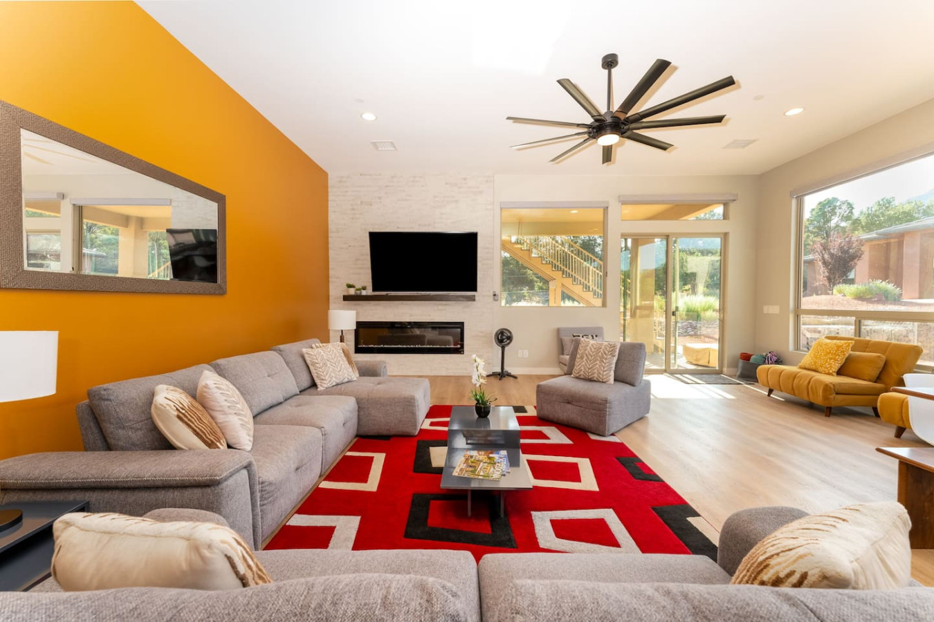 '21 New Build | Rooftop Deck Views, Spa, Modern 4