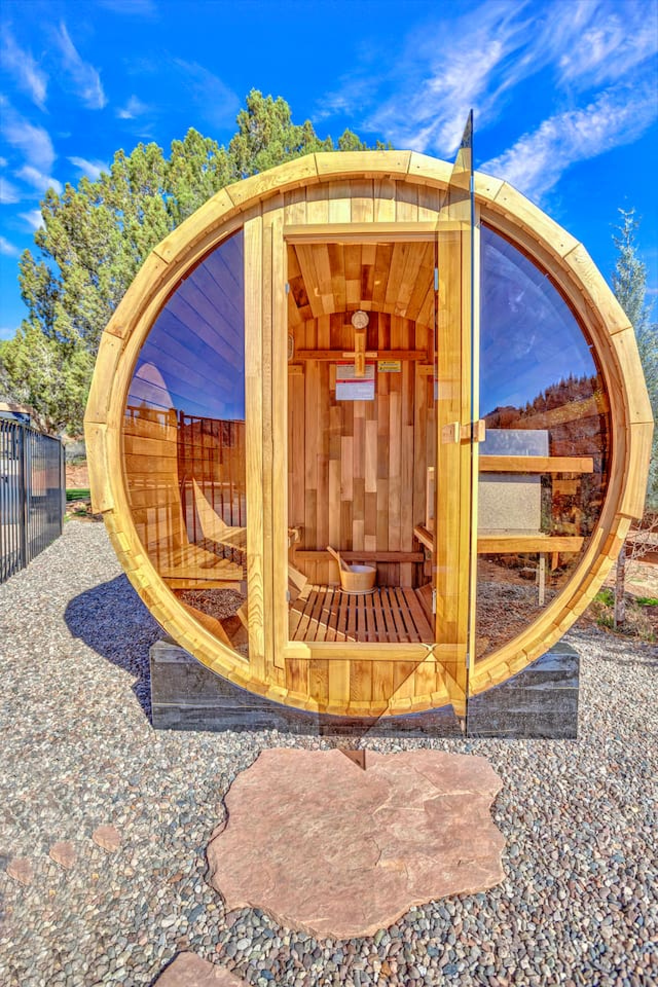 Serene Retreat-Heated Pool, Spa, Sauna, Pickleball 7