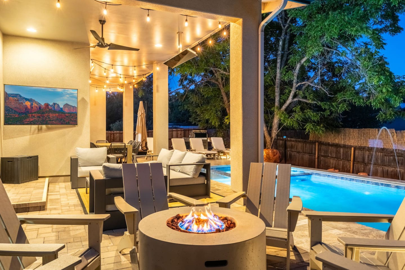 New Build w/ Heated Salt Pool, Hot Tub, Firepit 3