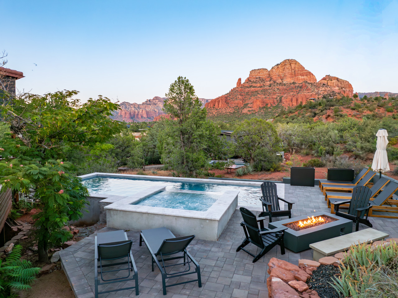 Cathedral Shadows | Heated Pool & Spa, Sauna, Firepit