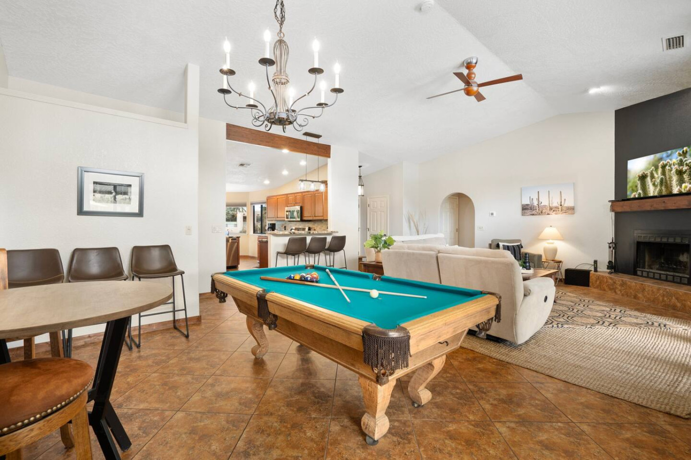 Bell Rock Escape - Backyard Oasis w/ Pool, Spa! 4