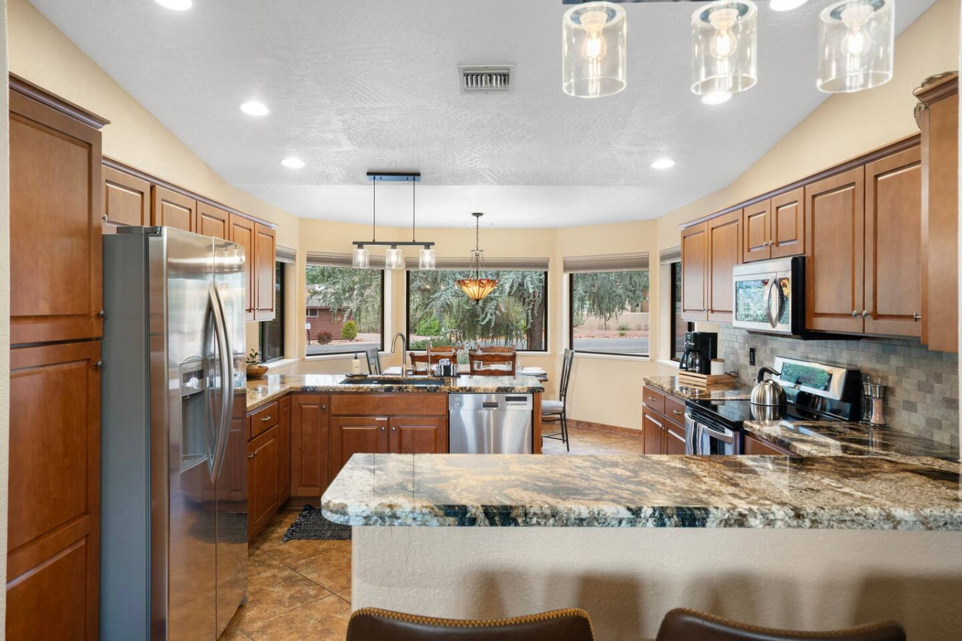 Bell Rock Escape - Backyard Oasis w/ Pool, Spa! 6