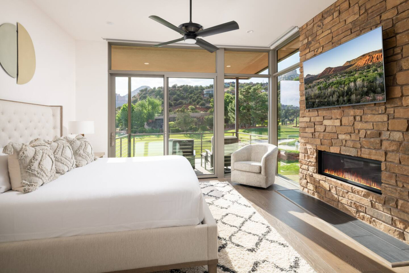 Exclusive Seven Canyons Golf Resort w/ Pool & Gym 2