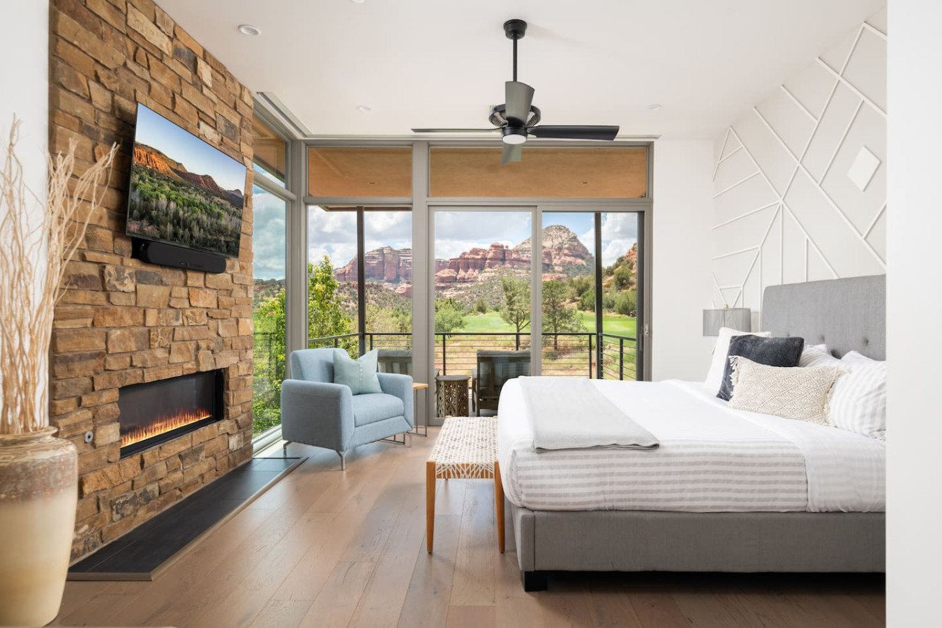 Seven Canyons Fairway, Luxe Home 3