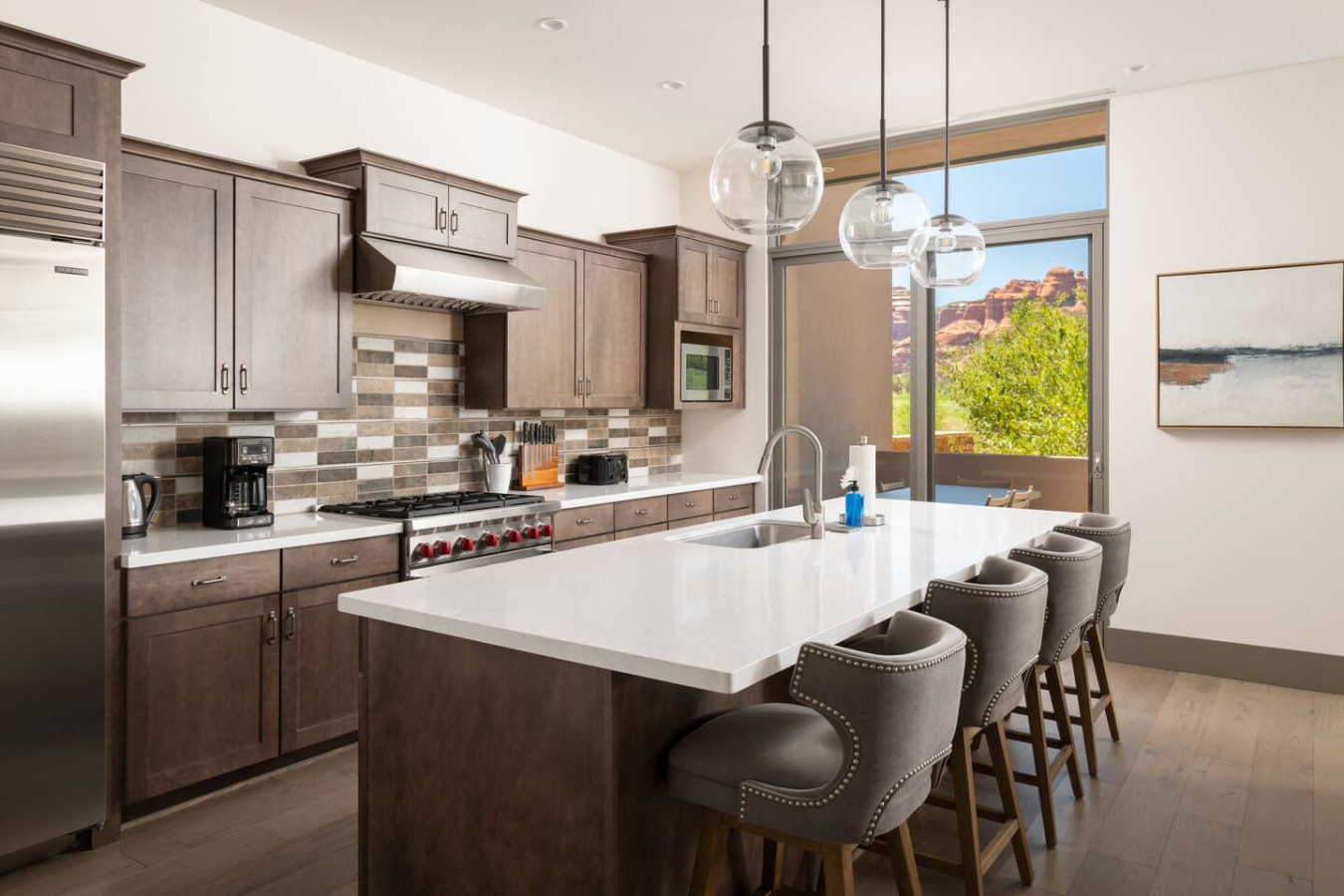 Sedona Luxury! Golf, Shared Pool & Stunning Views 7