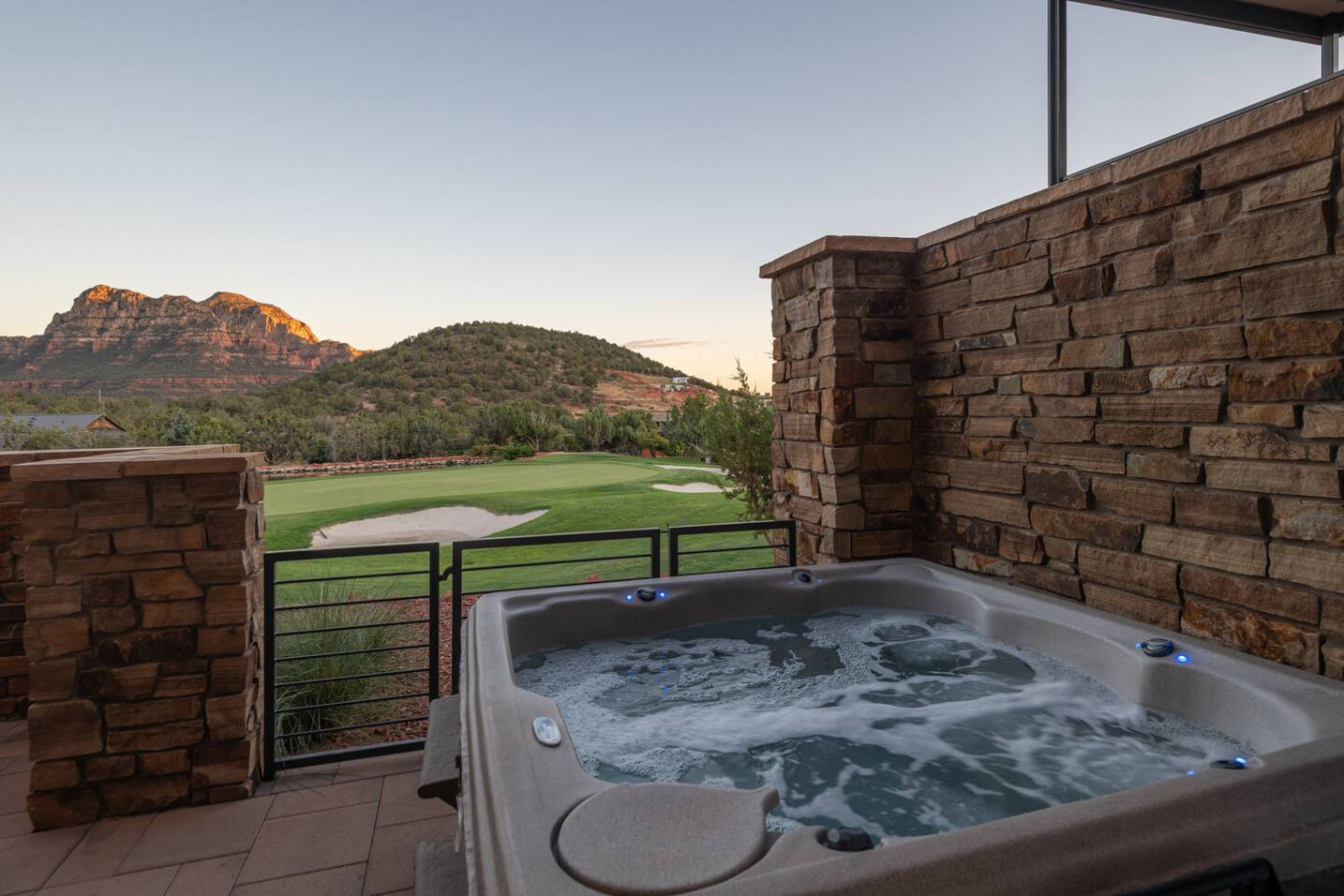 Sedona Luxury Retreat | Golf, Views & Hot Tub 2