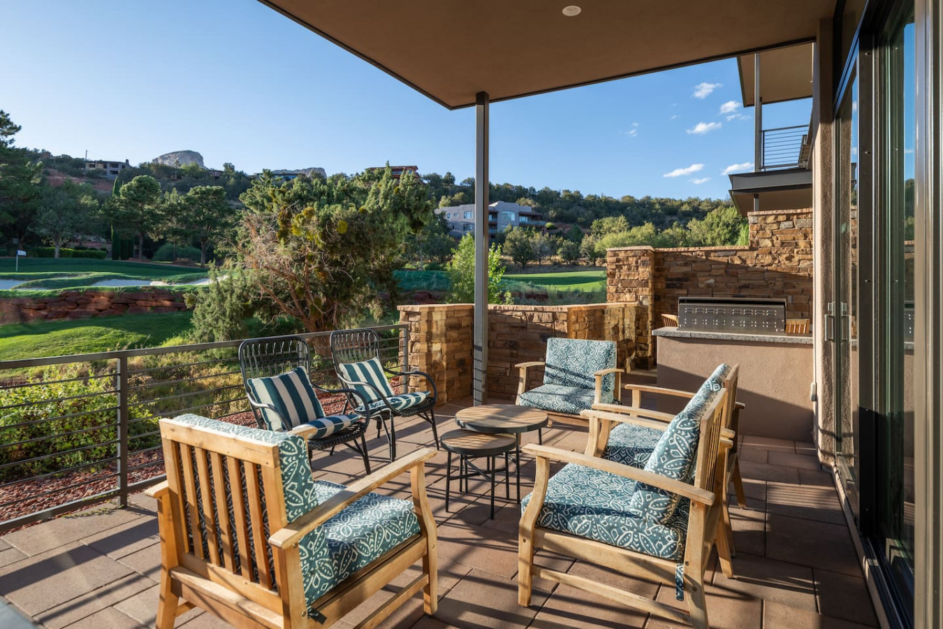 Luxury Sedona Townhome with Golf & Views, Pets 9