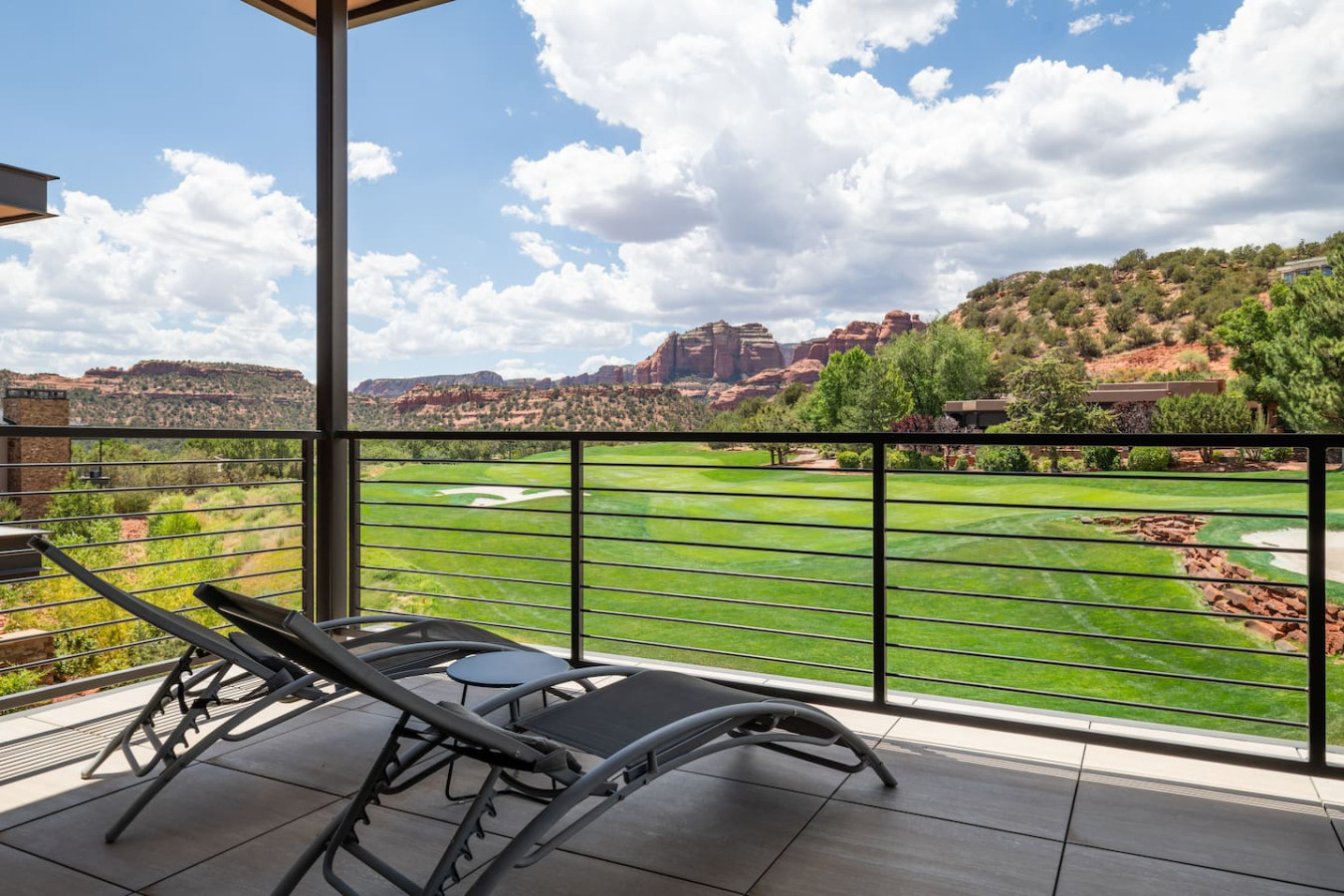 Luxury Sedona Townhome with Golf & Views, Pets 2