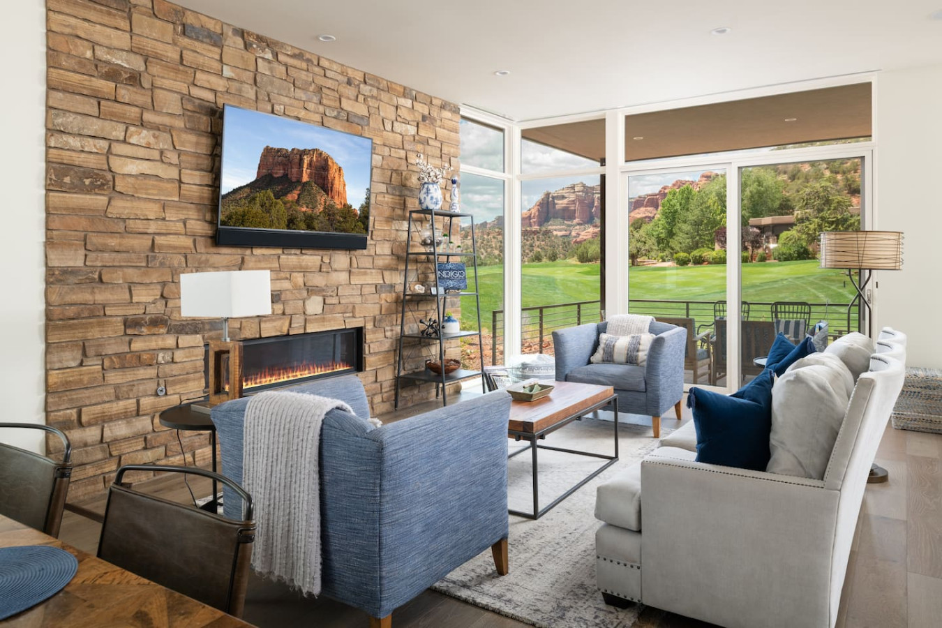 Luxury Sedona Townhome with Golf & Views, Pets 8