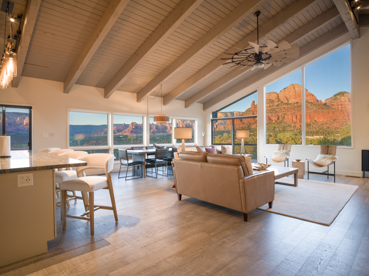Luxury Home w/ Huge Views, Salt Spa, & Sauna 6