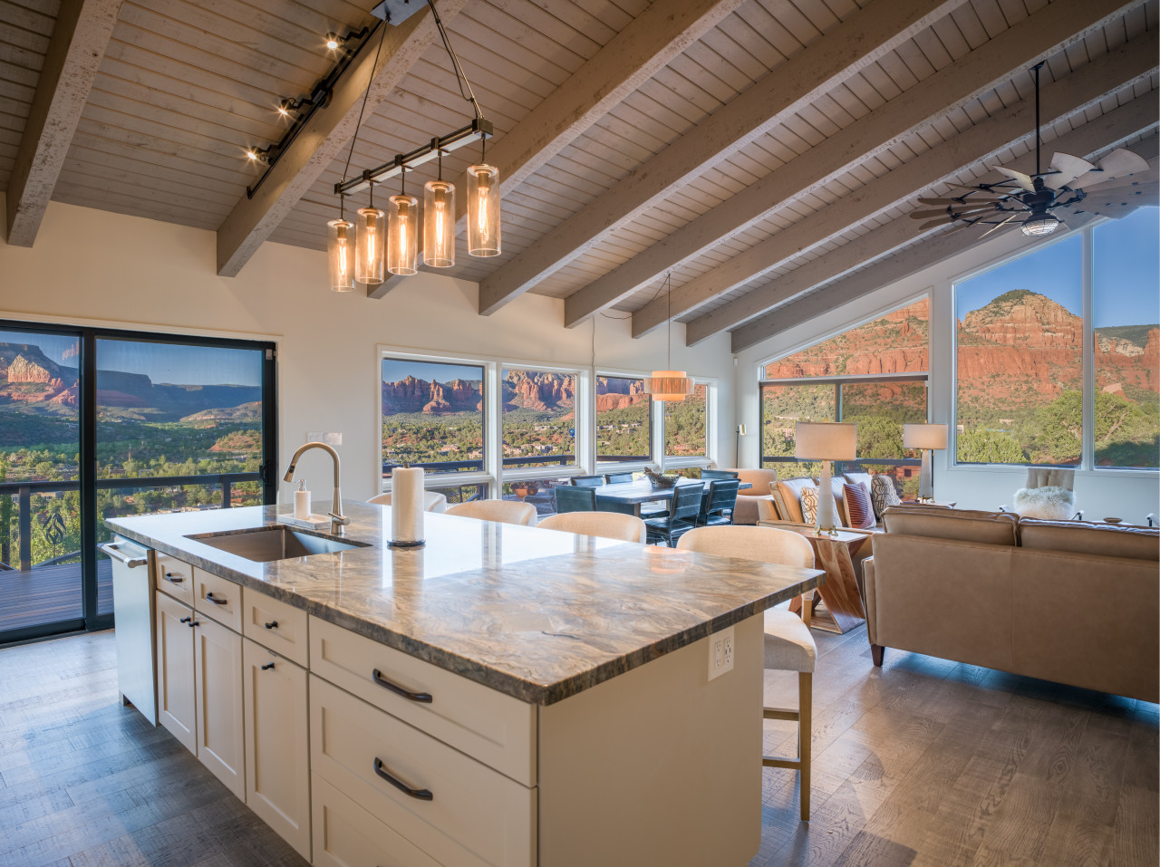 Luxury Home w/ Huge Views, Salt Spa, & Sauna 8