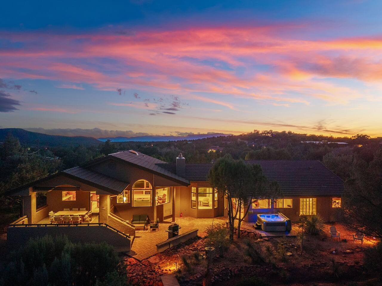 Dry Creek Escape | Hot Tub, Views, Fireplaces 7
