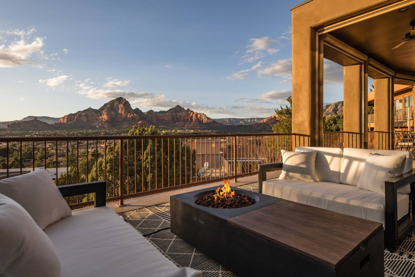 Château Sedona | Views, Spa, Decks, Theater