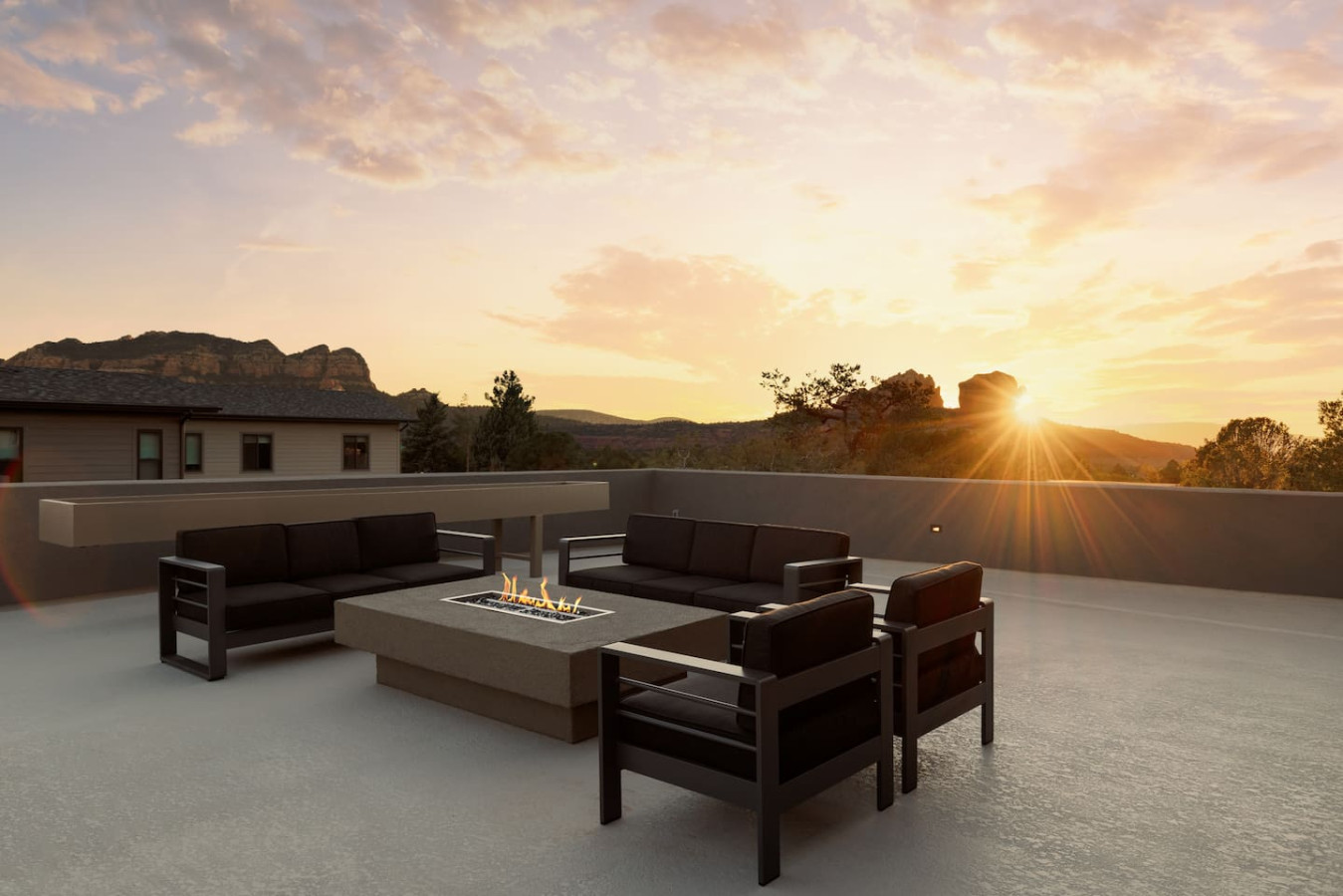 '26 New Build | Luxury Pool, Spa, View Decks 3