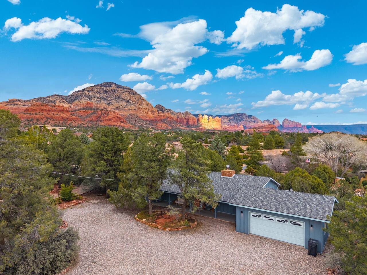 Walkable, family-friendly home w/ hot tub 5