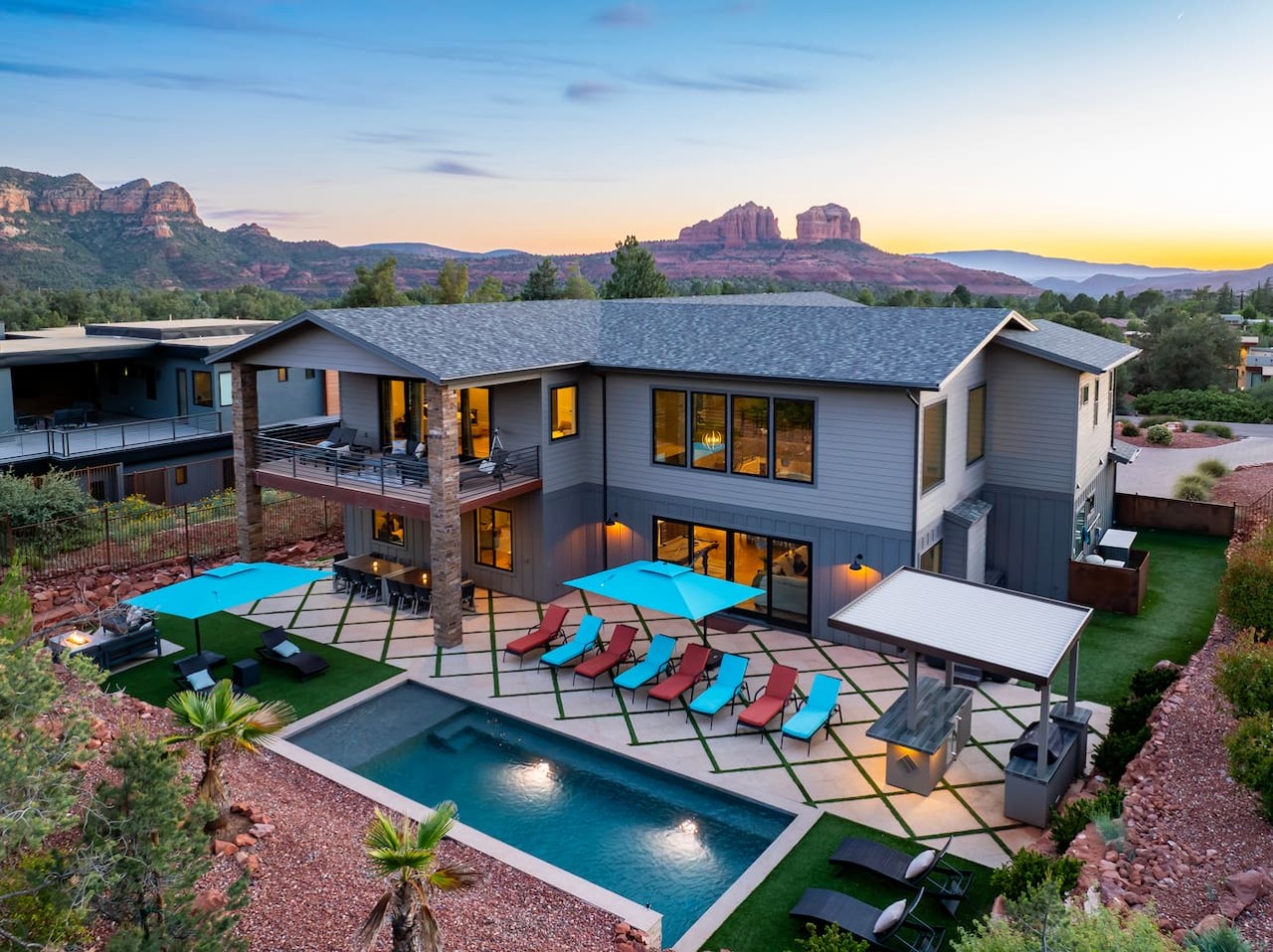 Retreat at Chapel Cross – Pool, Views, King Suites