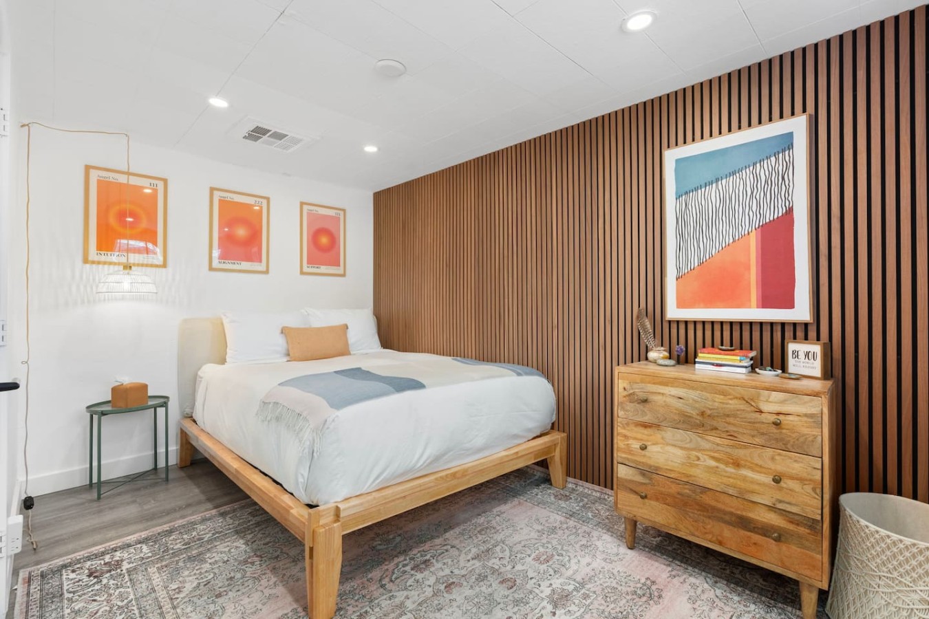 Modern Old Town 2BR + Office | Walk to Town & Wine 10