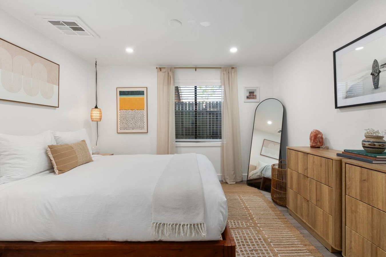 Modern Old Town 2BR + Office | Walk to Town & Wine 2