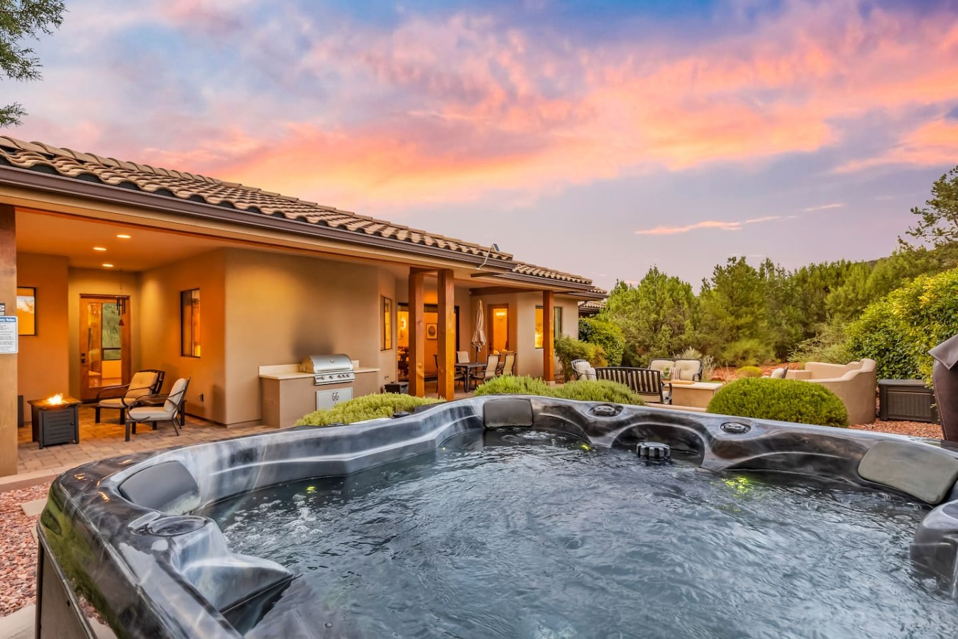 House of The Rising Sun - Hot Tub, Views, Forest