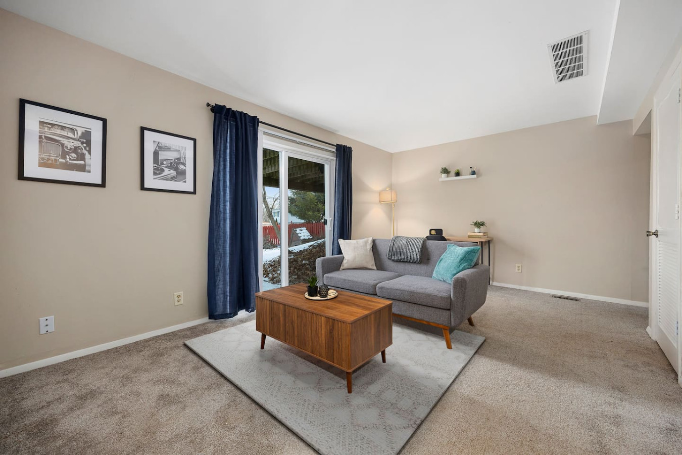 Midterm Stay Gem | Near Downtown With Workspace - Peoria, IL