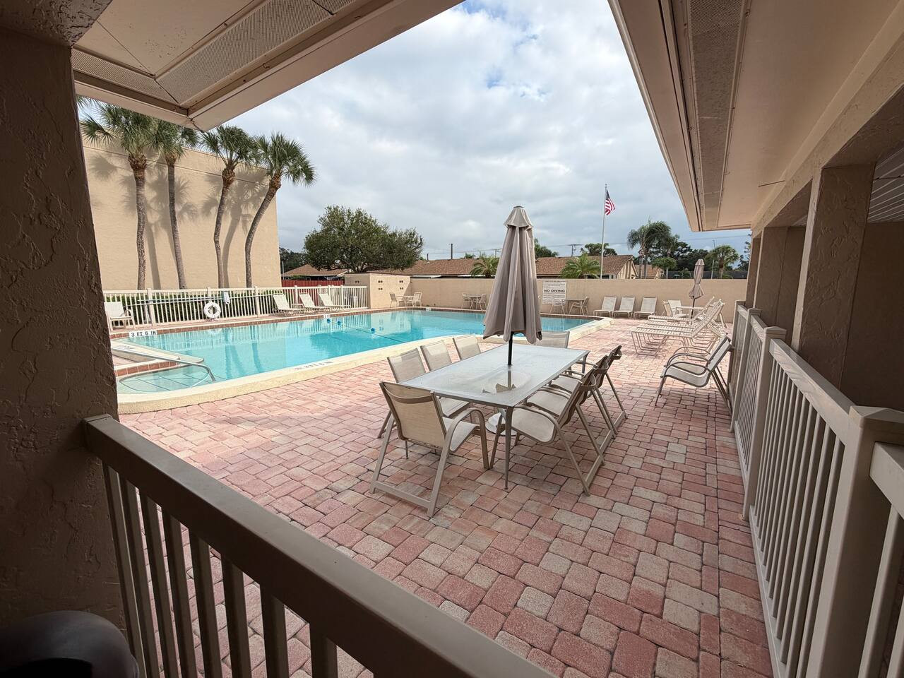 5 star rated condo heated pool siesta key!