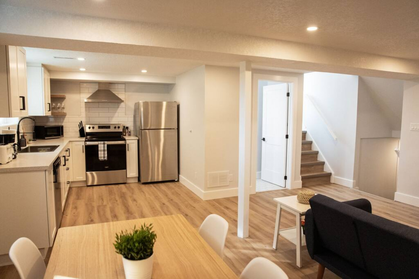Designer Dream Suite – 2 bed/1 bed in Forest Heights