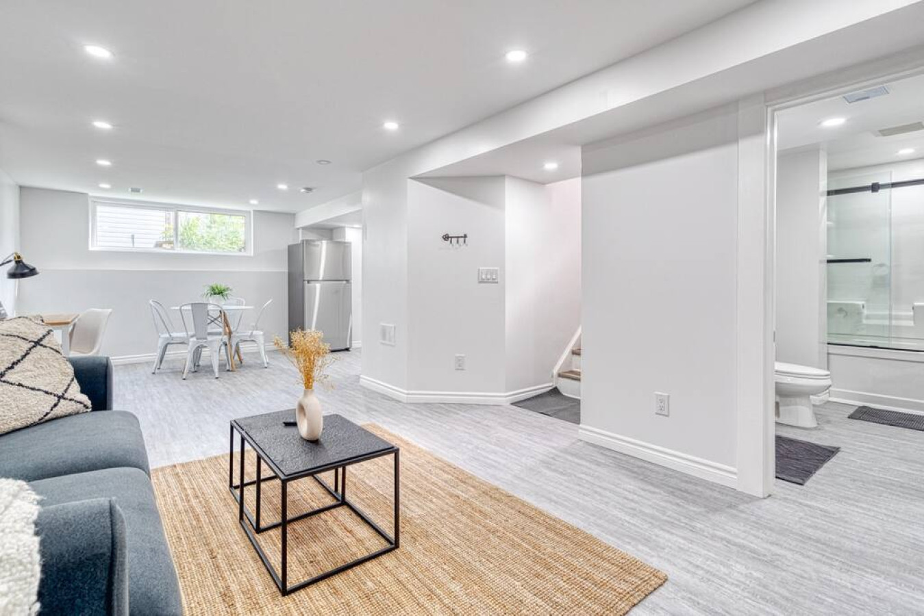 Spacious living room with stylish decor, perfect for unwinding after a day of exploring the local area.