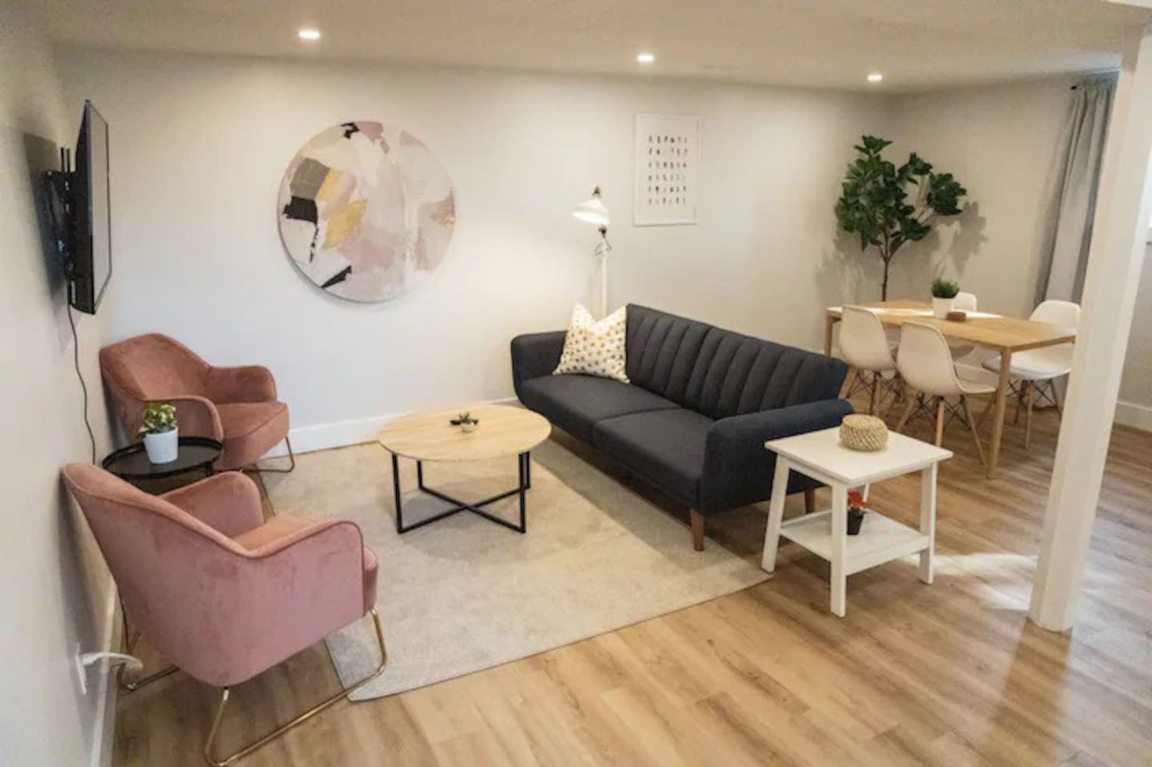 As you take a seat in the living room, the comfortable furniture and tasteful design make it easy to unwind.