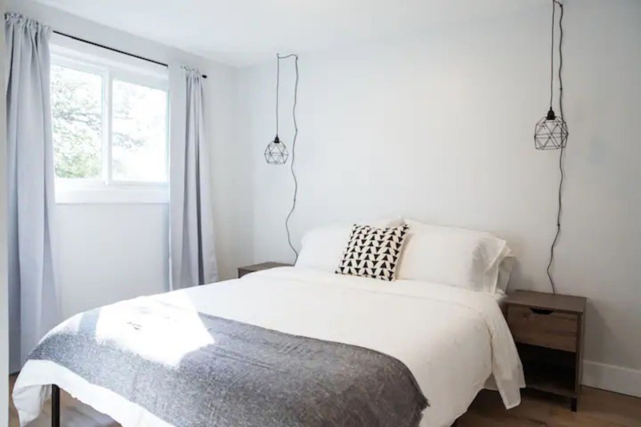 You’ll feel enveloped in warmth in this charming room with its rich wood accents and inviting bed. Wake up refreshed, surrounded by rustic coziness, and enjoy the perfect mix of comfort and natural vibes
