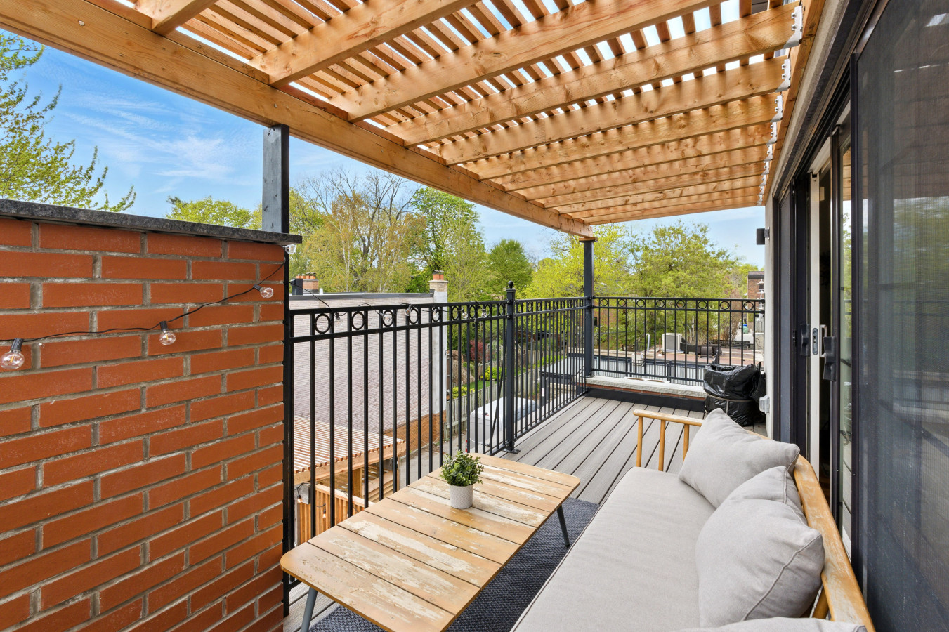 A beautiful space for creating beautiful memories with your friends or loved ones!