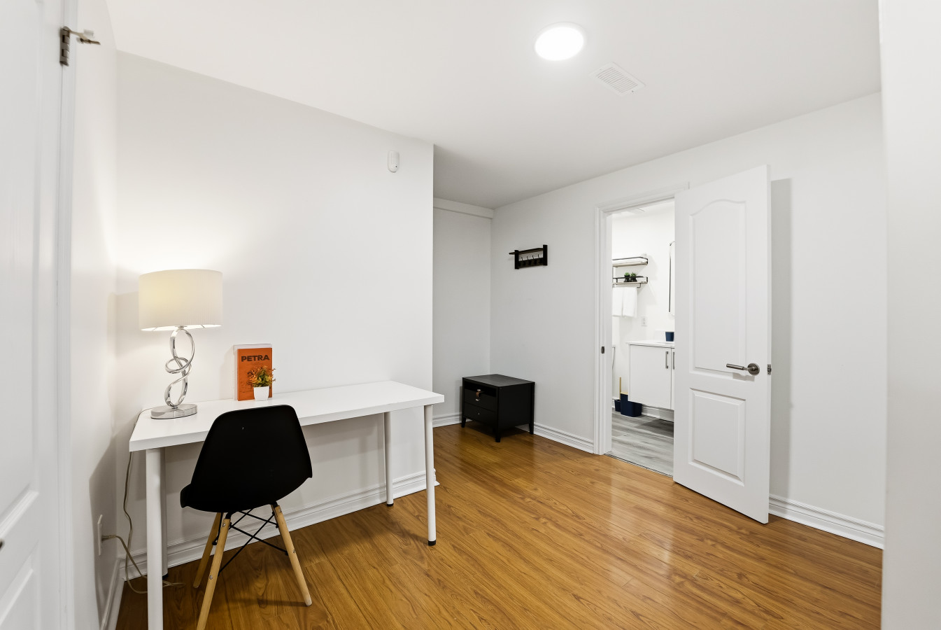 HS-AY-16102025-08.jpg