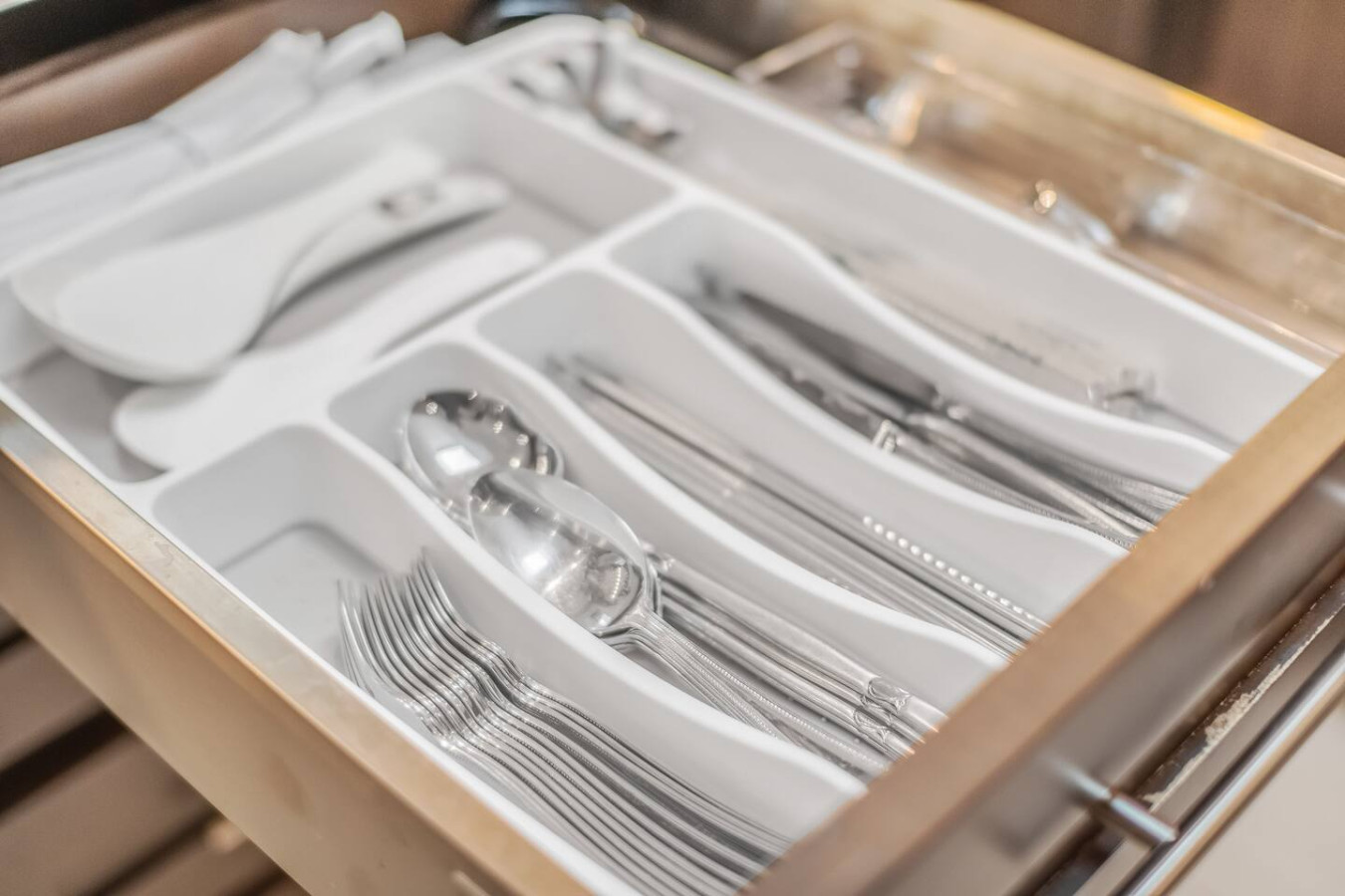 Kitchen ware