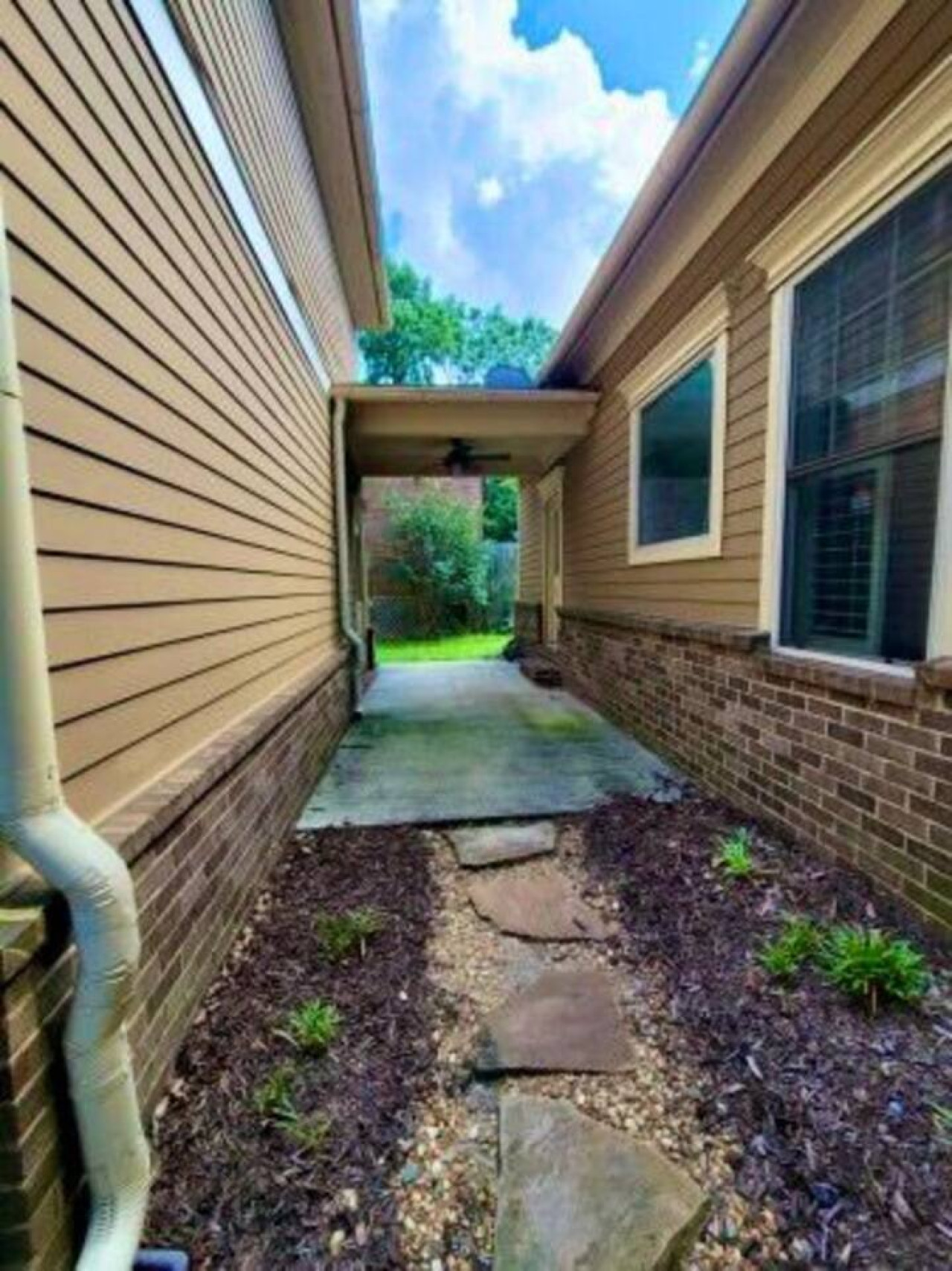 Gorgeous Private Entrance Studio