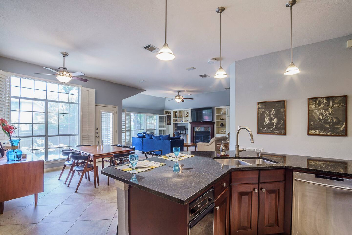 3BR home w/ private pool + 3 mins 2 Riverplace 6