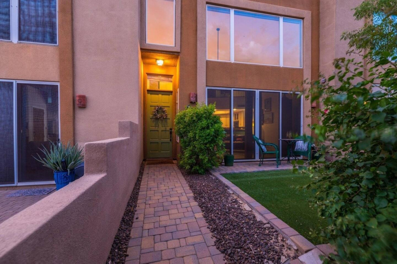 Spacious 2 Bed/2 Bath Townhome W/patios + Views - Fountain Hills, AZ