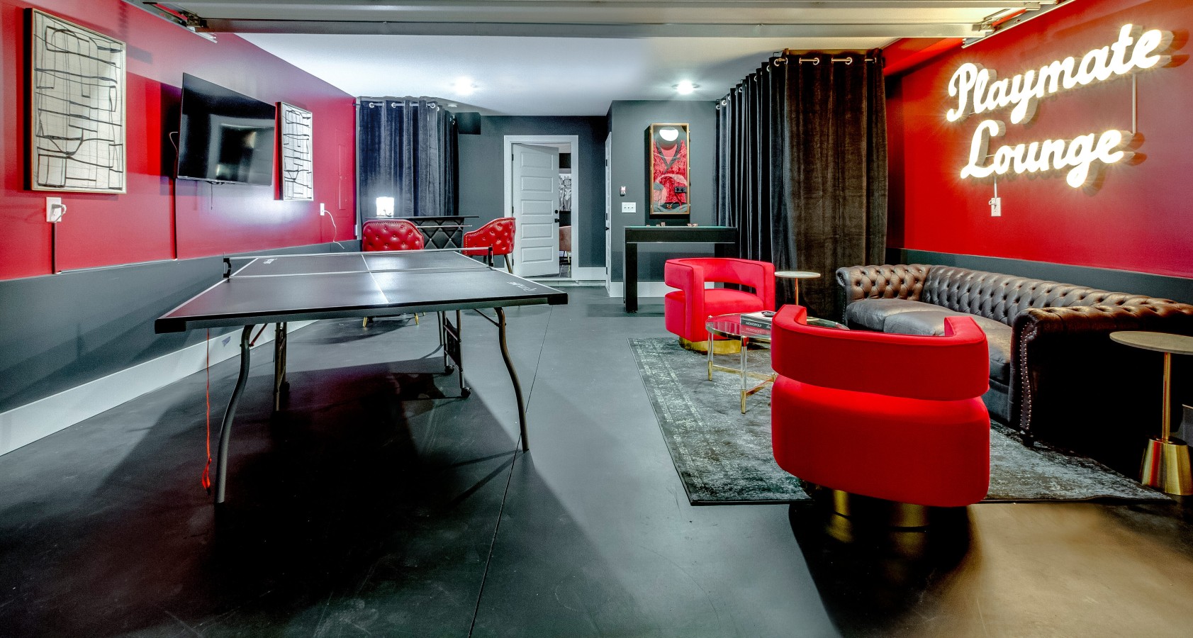 Playmate Lounge - Rooftop Hot Tub Game Room! 6