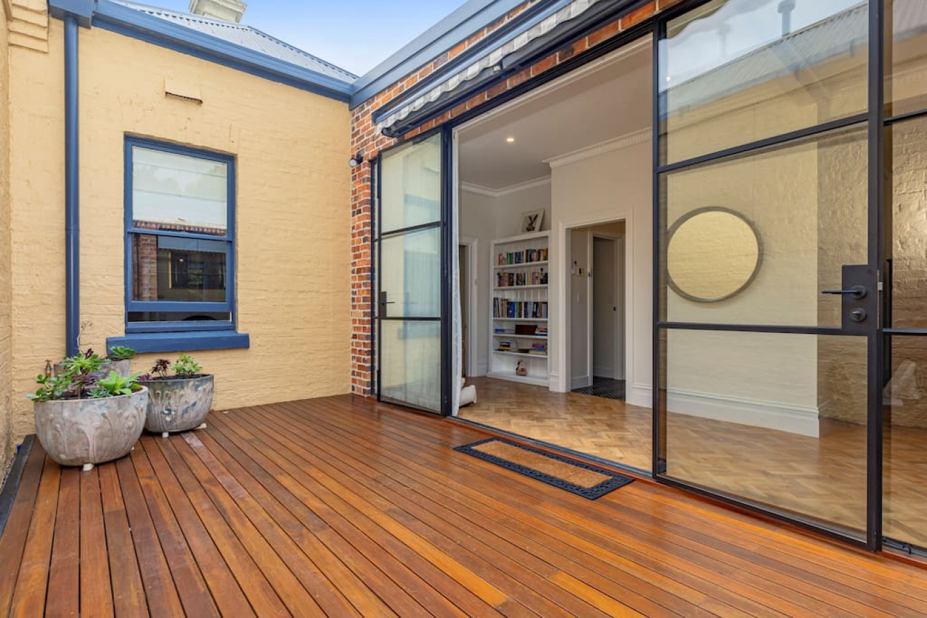 Beautiful Winchester Terrace Moonee Ponds - Pet Friendly