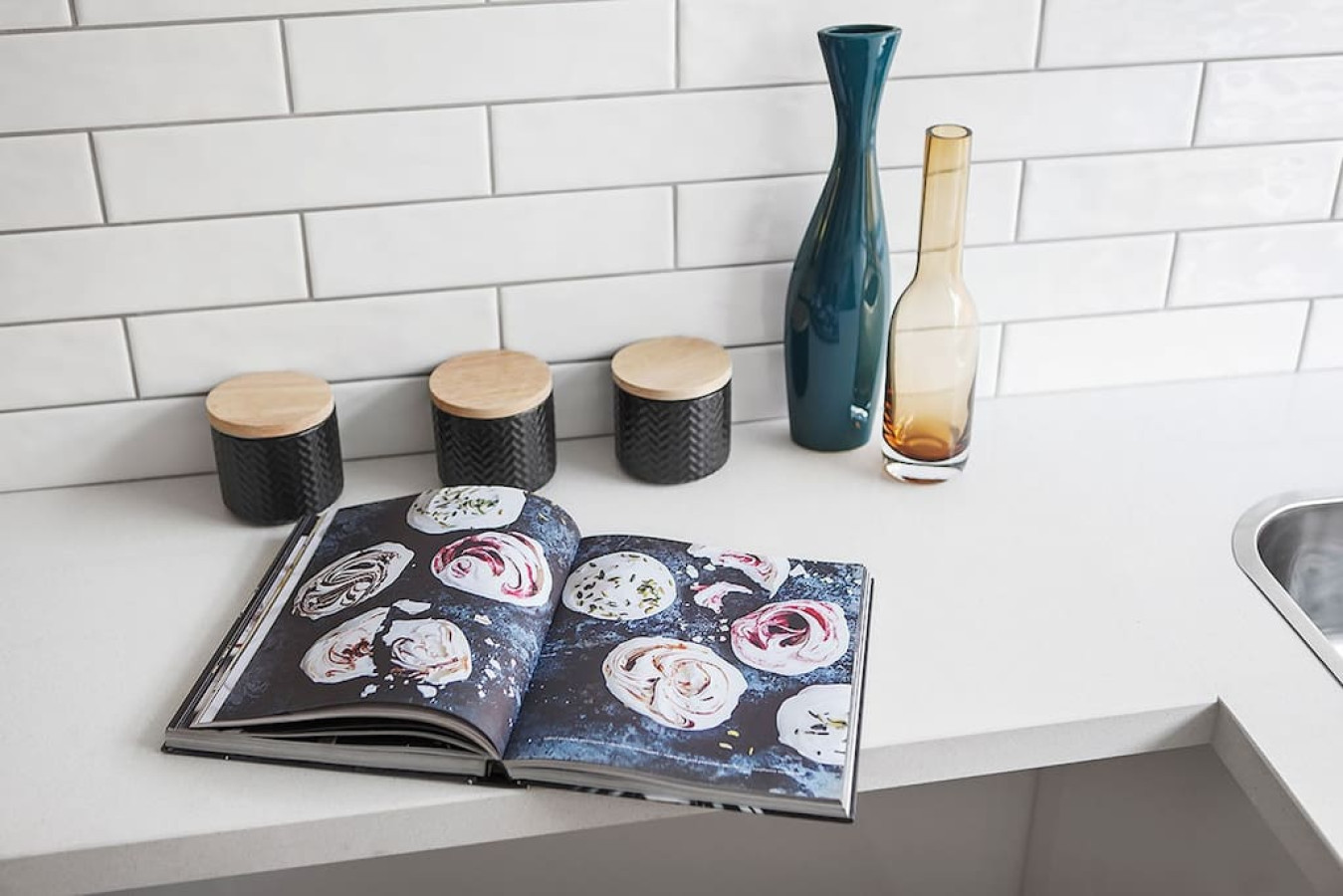 Bright, Stylish 2 bed Apartment in Richmond Terrace