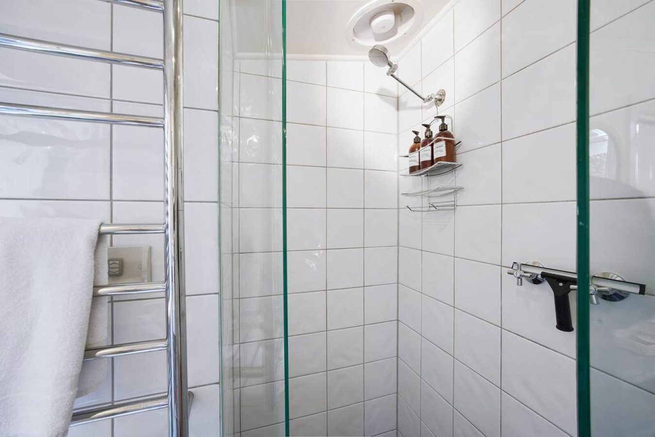 Brunswick Hideaway (A Gem in Brunswick)