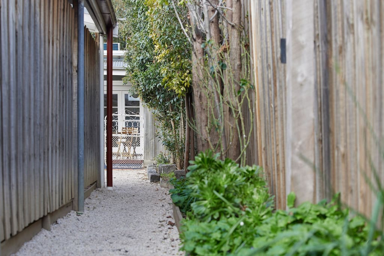 Brunswick Hideaway (A Gem in Brunswick)